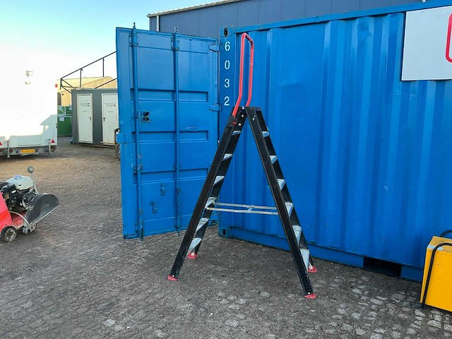 Altrex taurus tdo 7-nl trap - afbeelding 4 van  5