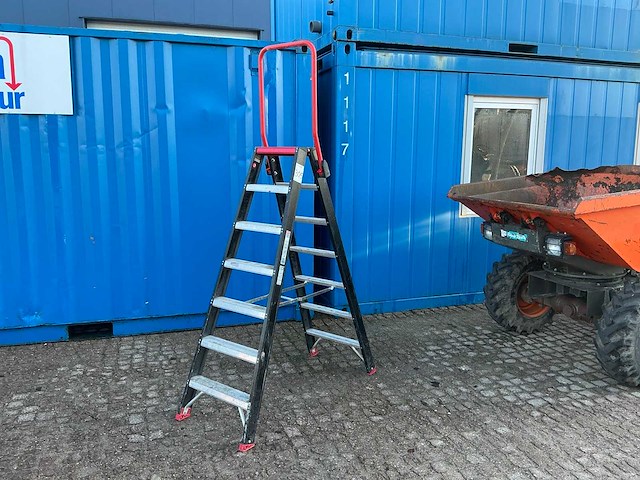 Altrex taurus tdo 7-nl trap - afbeelding 1 van  4