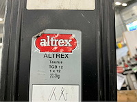 Altrex taurus tgb 12 trapladder - afbeelding 2 van  2