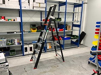 Altrex taurus tgb 6 uitzettrap - afbeelding 1 van  4