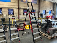 Altrex taurus tgb 7 uitzettrap - afbeelding 1 van  6