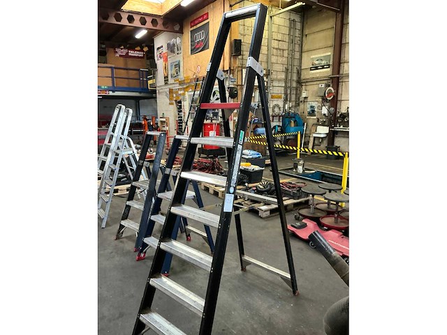 Altrex taurus tgb 7 uitzettrap - afbeelding 3 van  6