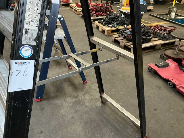 Altrex taurus tgb 7 uitzettrap - afbeelding 4 van  6