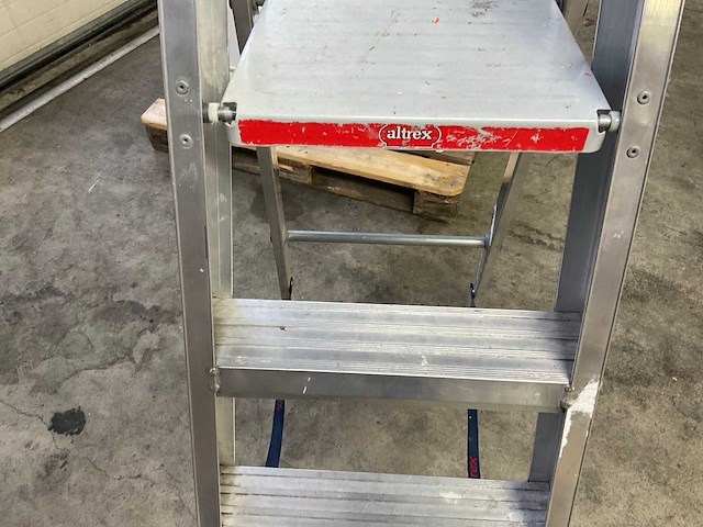 Altrex taurus trap - afbeelding 4 van  5