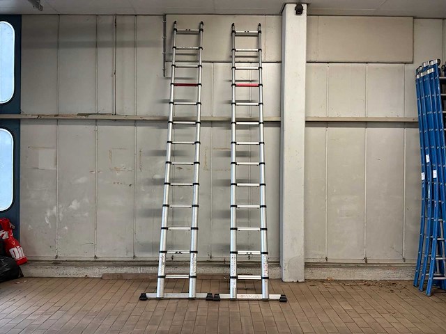 Altrex tl smart up 1x13 ladder (2x) - afbeelding 1 van  5
