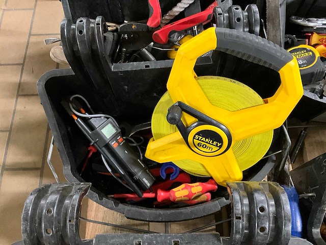 Altrex toolbuddy gereedschapsbak met inhoud (9x) - afbeelding 5 van  8