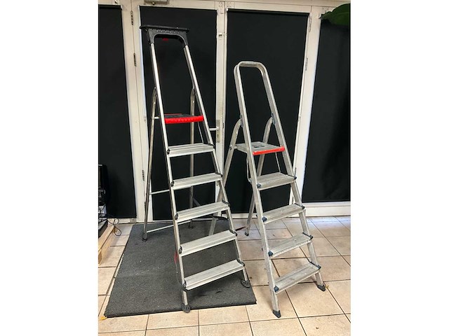 Altrex trap (2x) - afbeelding 2 van  4