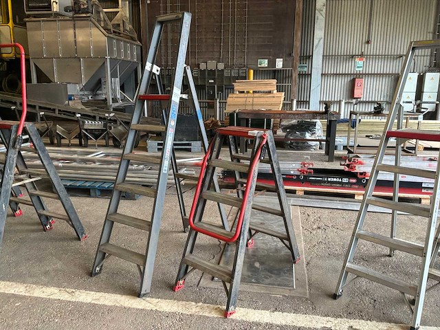 Altrex trap (2x) - afbeelding 1 van  4