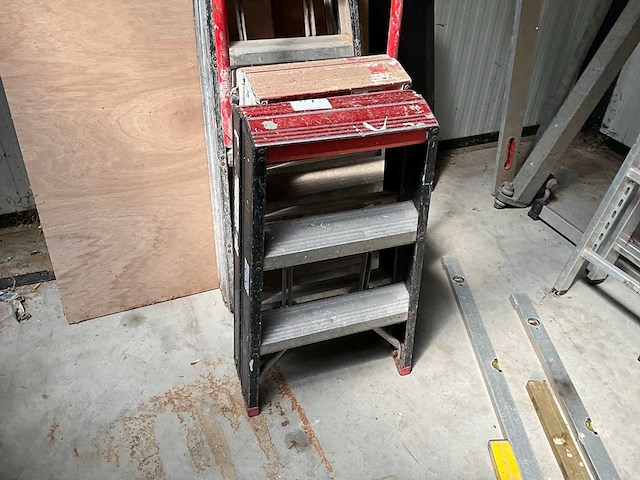 Altrex trap (3x) - afbeelding 1 van  1