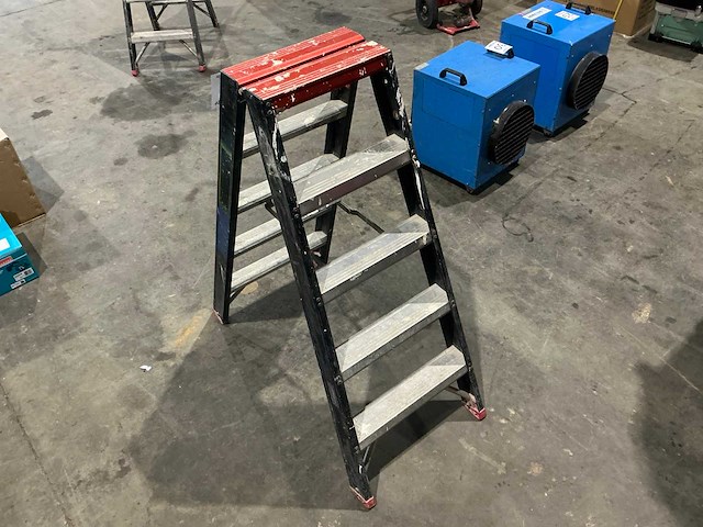 Altrex trap - afbeelding 2 van  3