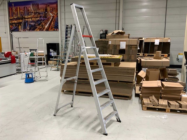 Altrex trap - afbeelding 1 van  5