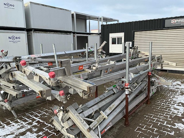 Altrex triangelbrug onderdelen - afbeelding 1 van  16