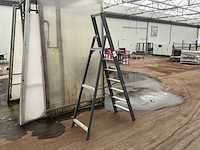 Altrex uitzet trap - afbeelding 2 van  5