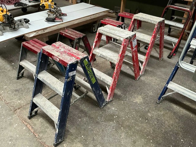 Altrex uitzettrap 2x3 (3x) - afbeelding 1 van  4