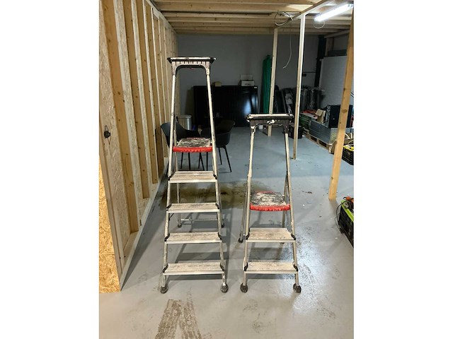 Altrex uitzettrap (2x) - afbeelding 2 van  2