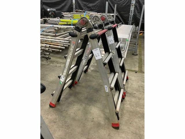 Altrex variflex teleprof 4x4 uitschuif/vouwladder - afbeelding 2 van  6