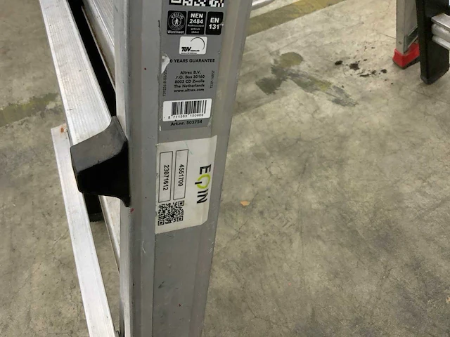 Altrex variflex teleprof 4x4 uitschuif/vouwladder - afbeelding 5 van  5