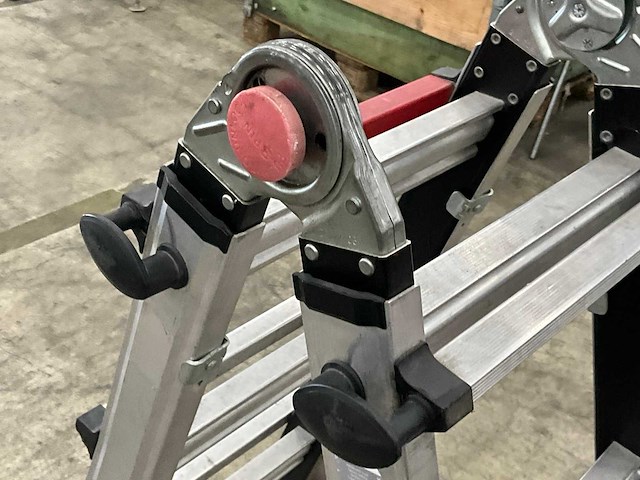Altrex varitex teleprof 4x4 reformladder - afbeelding 3 van  4