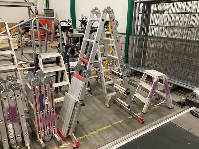 Altrex varitrex all-in-one vouwladder - afbeelding 1 van  3