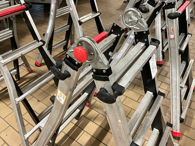 Altrex varitrex teleprof 4x4 vouwladder (2x) - afbeelding 4 van  7