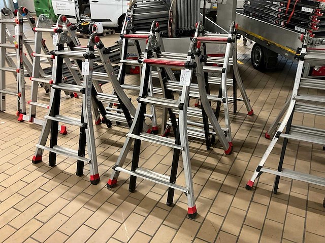 Altrex varitrex teleprof 4x4 vouwladder (2x) - afbeelding 2 van  7