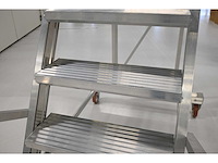 Altrex verrijdbare aluminium platform trap - afbeelding 6 van  8