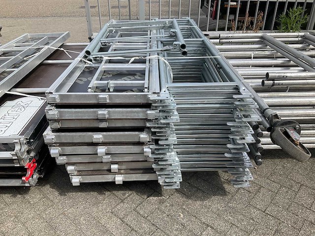 Altrex/rix partij steigermateriaal (150x) - afbeelding 4 van  10