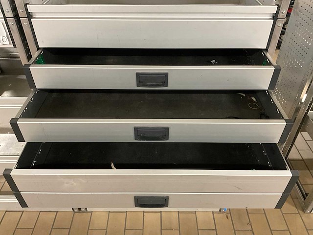 Aluca bedrijfswageninrichting (2x) - afbeelding 5 van  5