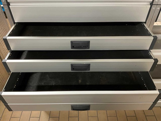 Aluca bedrijfswageninrichting (4x) - afbeelding 5 van  6