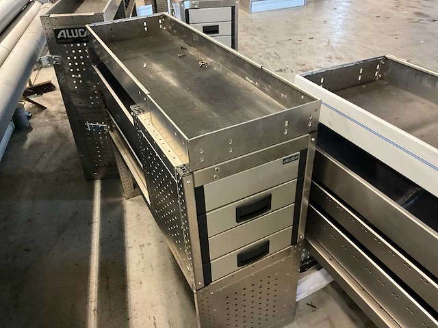 Aluca bedrijfswageninrichting - afbeelding 4 van  7