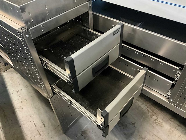 Aluca bedrijfswageninrichting - afbeelding 6 van  7
