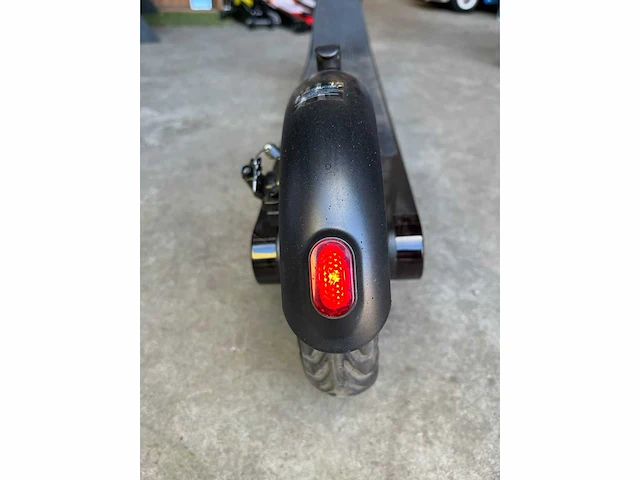 Alucard e-step | 350w - afbeelding 11 van  12