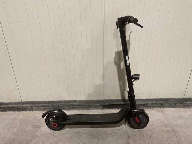 Alucard zwart 26003061650 step - afbeelding 2 van  10