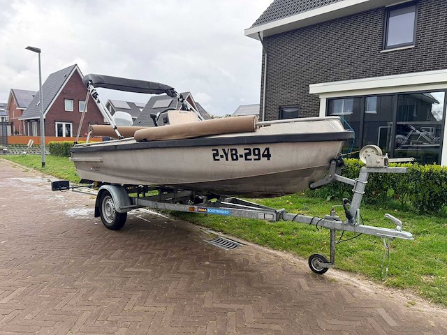 Alumax bullit 400 tender motorjacht - afbeelding 10 van  17