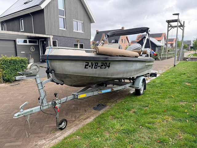 Alumax bullit 400 tender motorjacht - afbeelding 1 van  14