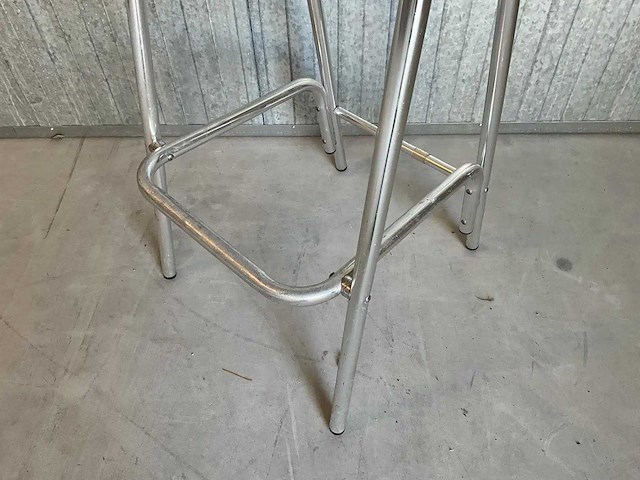 Aluminium barkruk (16x) - afbeelding 4 van  8