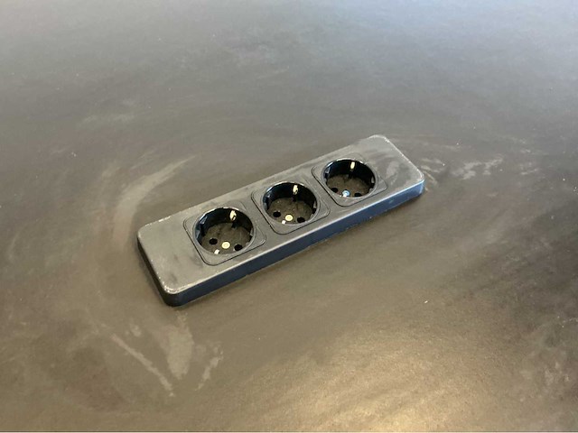 Aluminium bureautafel 180 cm - afbeelding 6 van  7