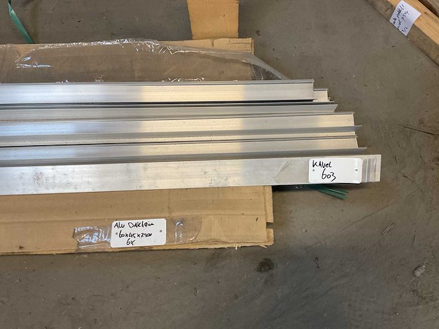 Aluminium daktrim (6x) - afbeelding 2 van  4