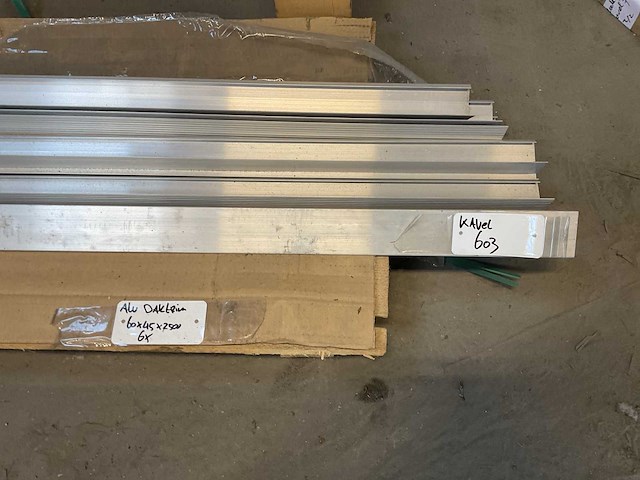 Aluminium daktrim (6x) - afbeelding 4 van  4