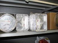 Aluminium disposables w.o. schaaltjes rond 17 cm, drievaks schaaltjes en grote schalen. ruim 750 stuks - afbeelding 3 van  4