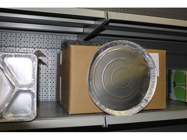 Aluminium disposables w.o. schaaltjes rond 17 cm, drievaks schaaltjes en grote schalen. ruim 750 stuks - afbeelding 4 van  4