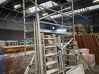 Aluminium euroscaffold rolsteiger 10 m hoog - afbeelding 6 van  13