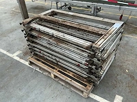 Aluminium frame (14x)