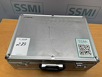 Aluminium gereedschap of opslagkoffer vol kabel-/connectorkits met d-sub mini-connectoren - afbeelding 4 van  5