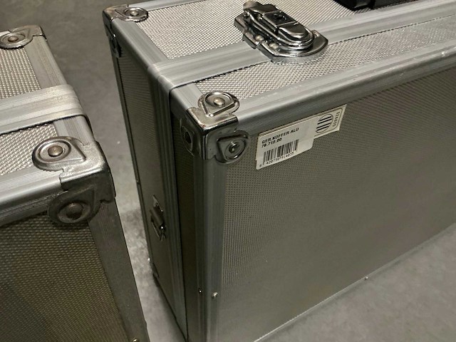Aluminium gereedschapskoffers (2x) - afbeelding 2 van  3