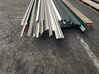 Aluminium hoeklijn en daktrim - afbeelding 1 van  2