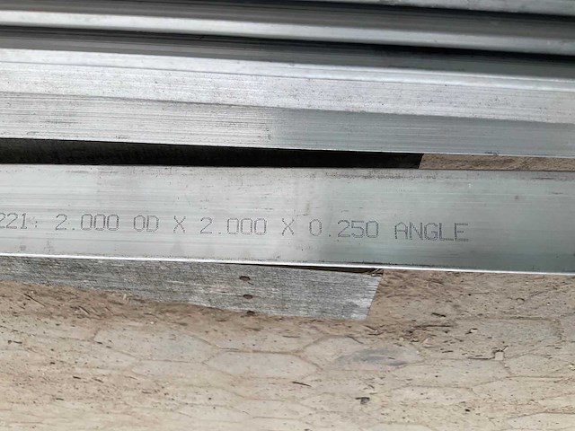 Aluminium hoekprofiel - afbeelding 4 van  4