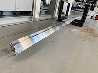 Aluminium hoekstrips 600cm (41x) - afbeelding 1 van  6