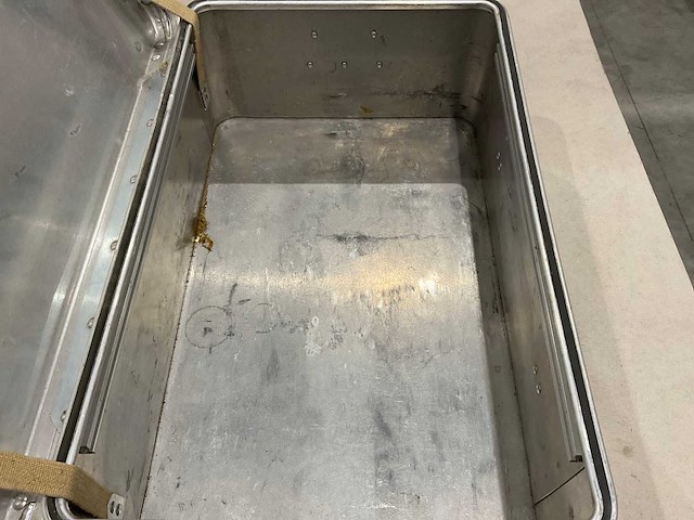 Aluminium kist - afbeelding 5 van  5