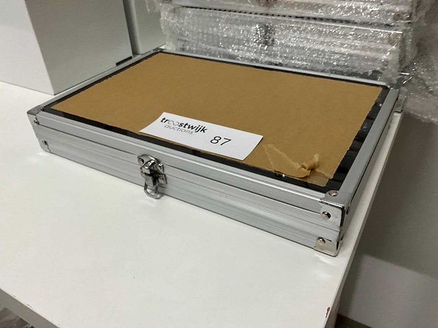 Aluminium koffer (12x) - afbeelding 1 van  3